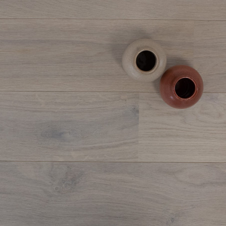 parquet en chêne contrecollé abouté teinte brun clair