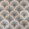 Zoom sur Mosaïque en travertin à motif palmier effet écaillé