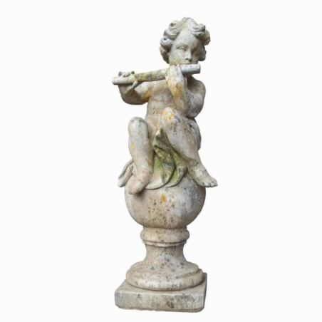 Putto à la flûte