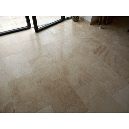 Carrelage en travertin premier choix light