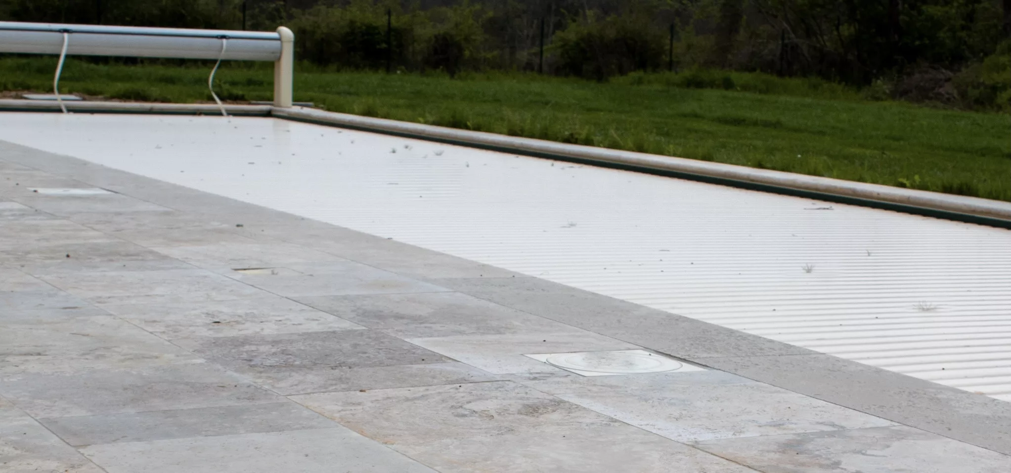 Comment faire une terrasse en travertin ?