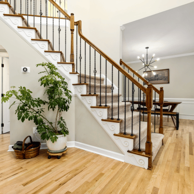 Réglementation et normes d’escalier : les dimensions à respecter