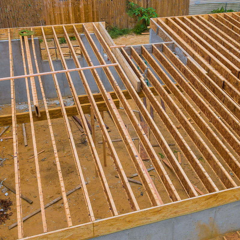 La pose de parquet massif sur solives : durabilité et expertise