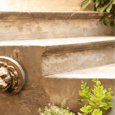 Comment réparer une marche d'escalier en pierre ?