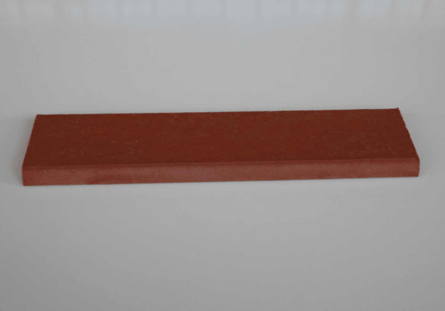 plinthe lisse rouge 2