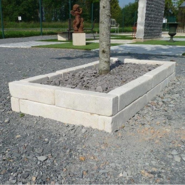6Yq4u-I6B25 bordure bâtisse 3