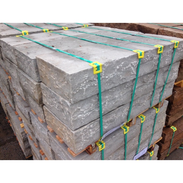 ZcmHl-1ErT0 marche d’escalier grès gris 3