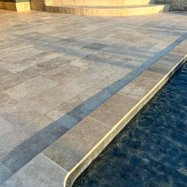 Carrelage en travertin deuxième choix ( naturel ) - 61 cm x 40,6 cm, 1,2 cm Carrelage en travertin deuxième choix ( naturel ) - 61 cm x 40,6 cm, 1,2 cm