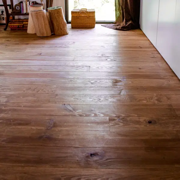 parquet-discount-pin-des-landes-13 exemple d'une pose de parquet discount pin des landes massif