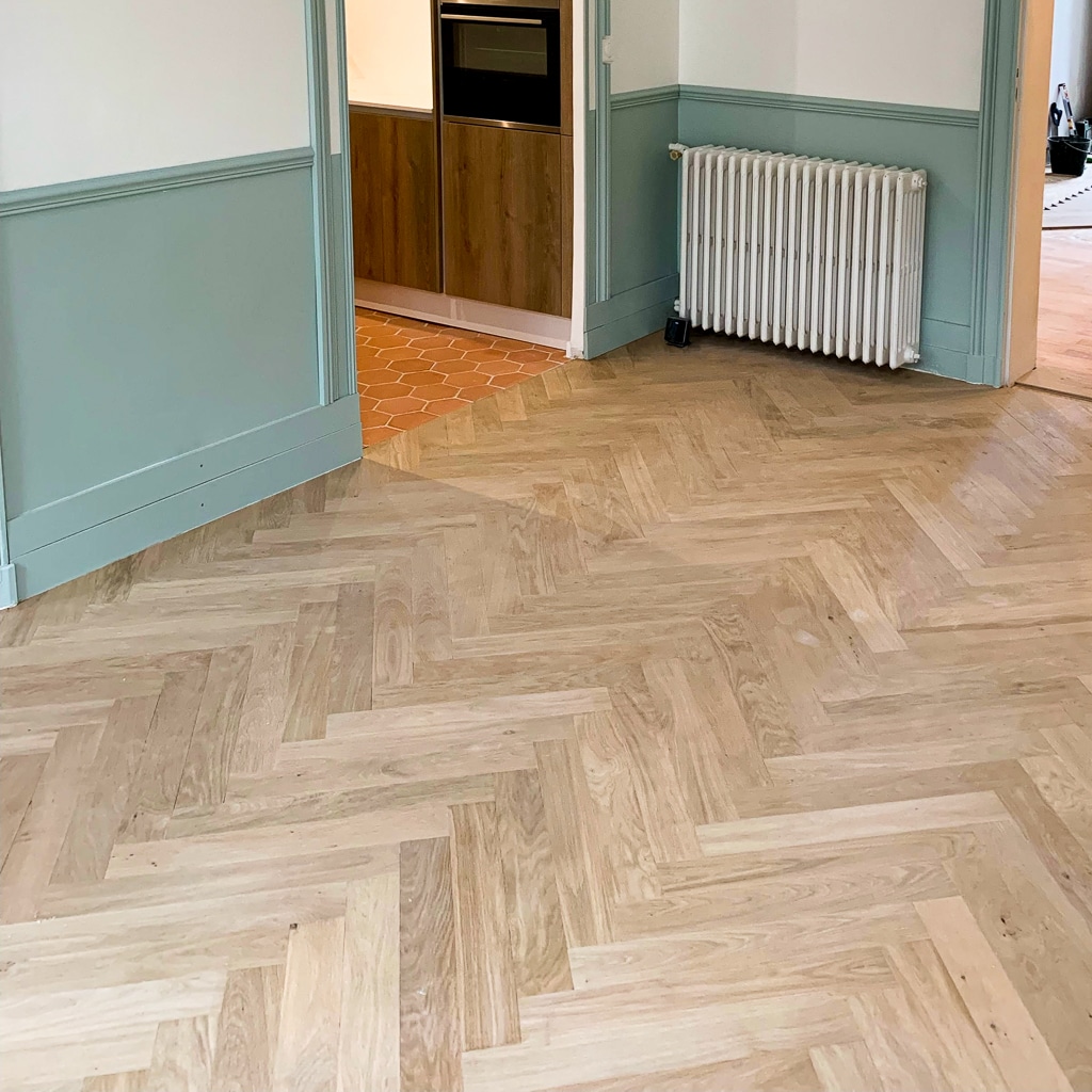 Parquet bâton Rompu chêne massif de Touraine (Épaisseur: 23 mm, Largeur: 90 mm, Longueur: 650 mm)