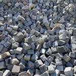 monticule de pavé granit ancien