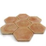 tomette-hexa-moulee-main-rosee-16