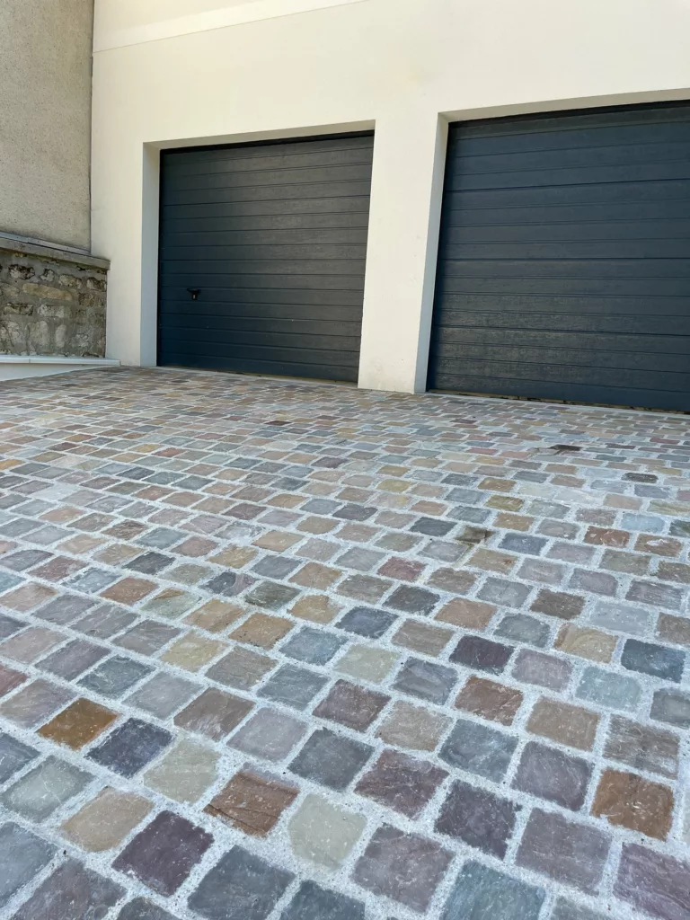 allée de garage pavée moderne