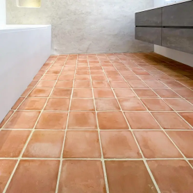 dallage en tomette carrée moulée main rosée