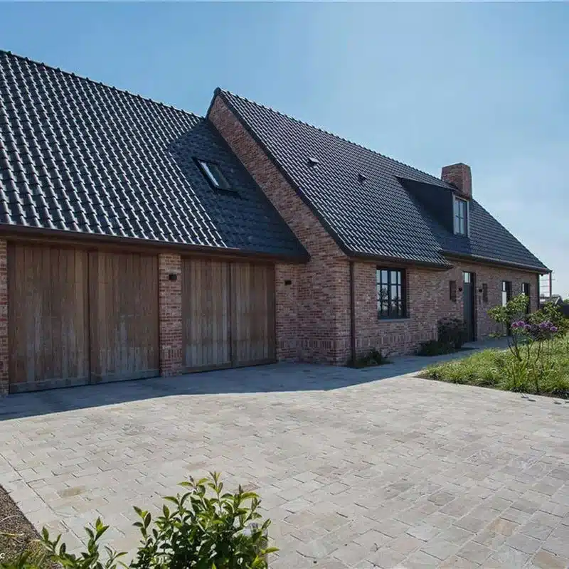 Entrée en pavé kandla de couleur beige