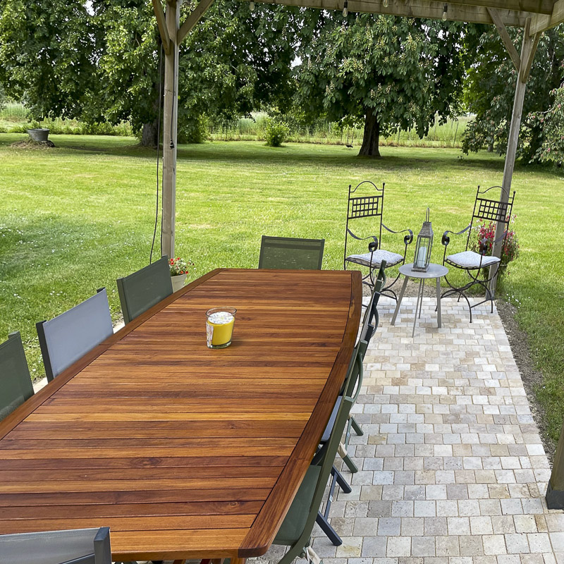 Pavé en travertin Premier choix (Dimensions: 12 cm x 12 cm, Épaisseur: 5 cm)