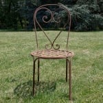 chaise coeur metal rouillé