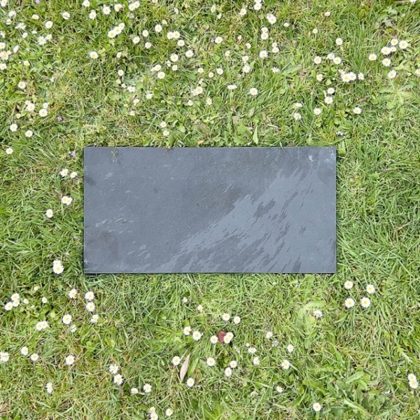 Dalle-de-jardin-en-ardoise-noir-