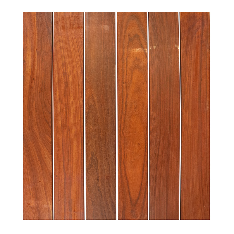 Lames de terrasse en Padouk (Dimensions: 150 cm x 14,5 cm x 2,1 cm)