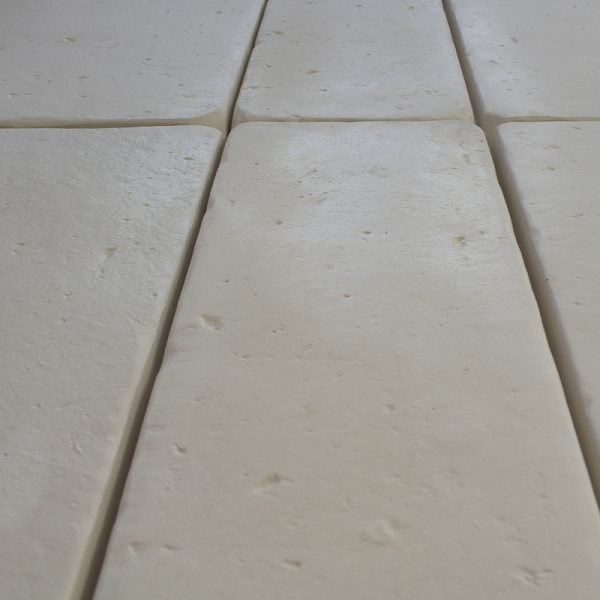 dallage-en-pierre-monastère-03 Zoom sur le dallage en pierre monastère