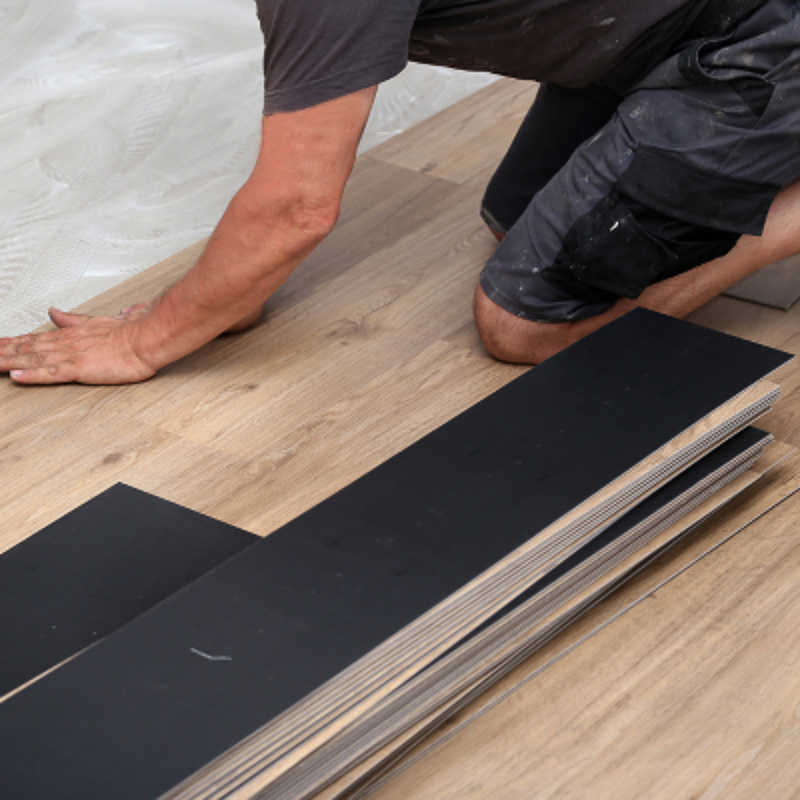 lame PVC clipsable sur carrelage