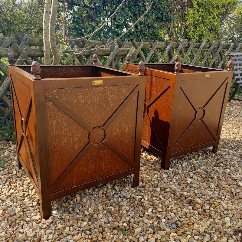 Bac d'orangerie avec croisillons (Style: Croisillons 4 faces + 4 pommes de pin, Dimensions: 50 cm x 50 cm)