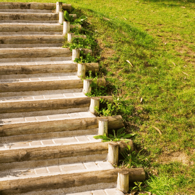 faire un escalier dans un talus pentu