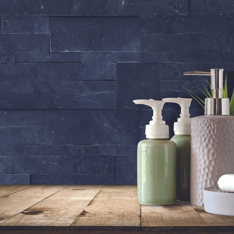 Pierre de parement noire Mythique (Dimensions: 18 cm x 35 à 40 cm x 1 à 2 cm)