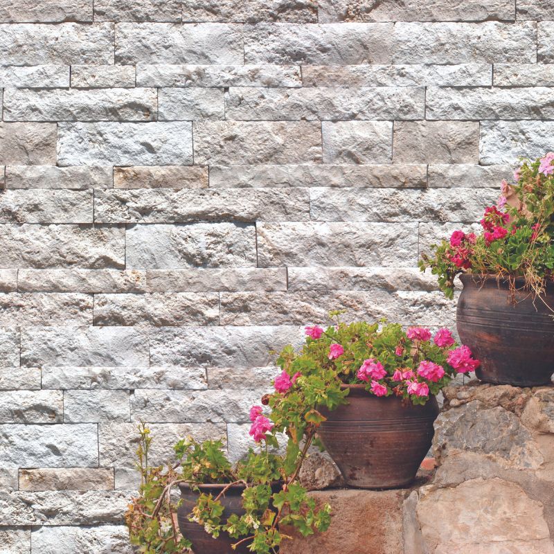 Pierre de parement travertin beige face éclatée (Dimensions: Longueurs variables x 5 à 10 cm x 2,1 cm, Couleur: Extra Light)