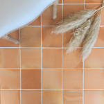 Tomette carrée en terre cuite texturée _ Descartes 21 x 21 x 2,5