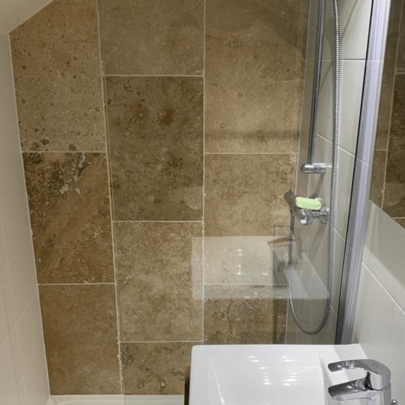Carrelage en travertin premier choix mix (Dimensions: 60 cm x 20 cm, Épaisseur: 1,2 cm)