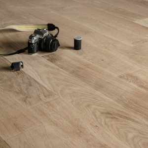 Parquet chêne massif rustique brut 23mm