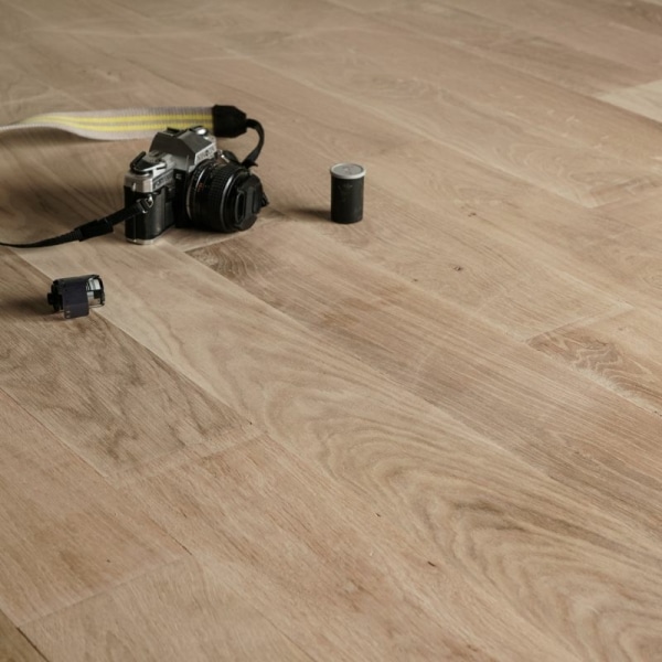 Parquet chêne massif rustique brut 23mm