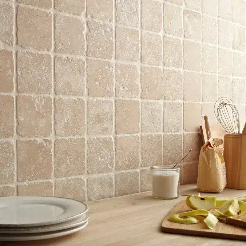 mosaique travertin premier choix mix en crédence