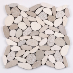 Plaque de galets en pierre naturelle sur filets