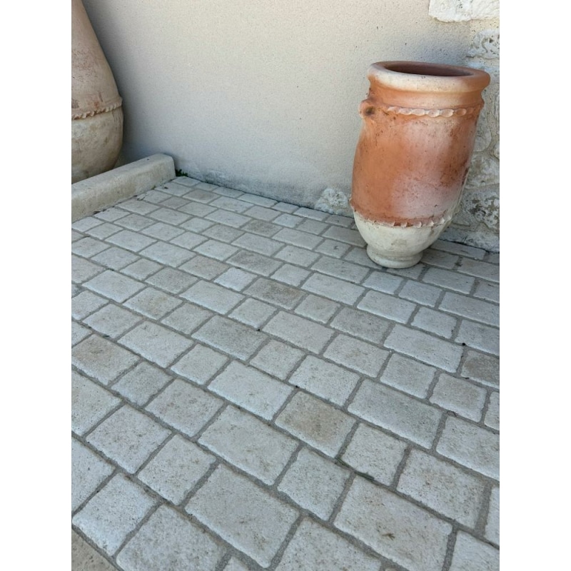 Pavé aspect ancien Ferrière