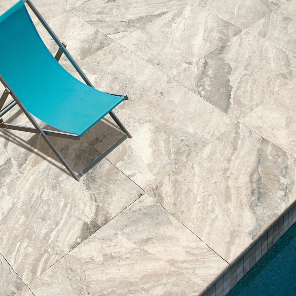 carrelage en marbre beige